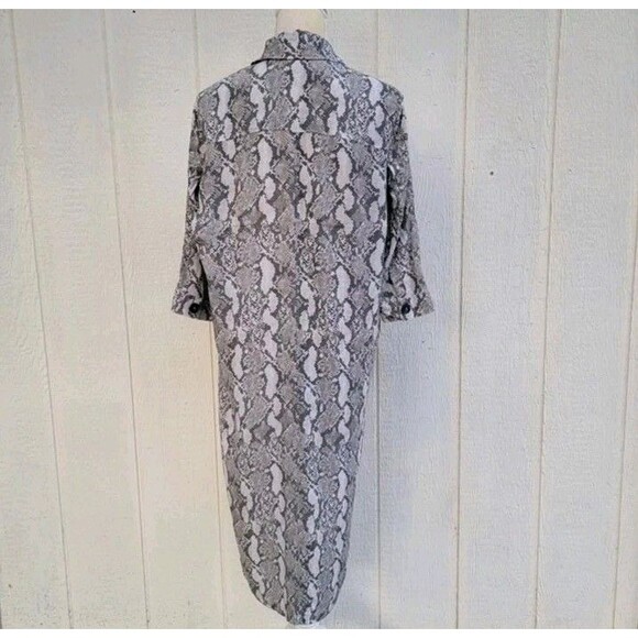 H&M snake print shirt dress button front Wmns sz 6 - Picture 2 of 4